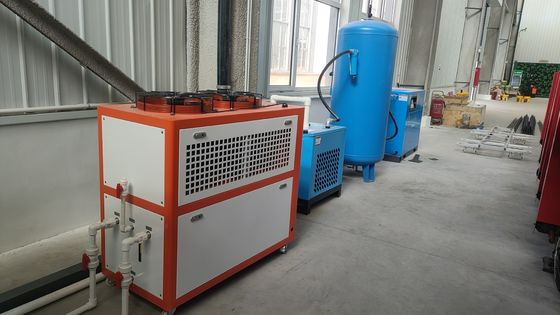 380V 50Hz ওয়াটার কুলড ইন্ডাস্ট্রিয়াল চিলার এয়ার কুলিং 1610x735x1390