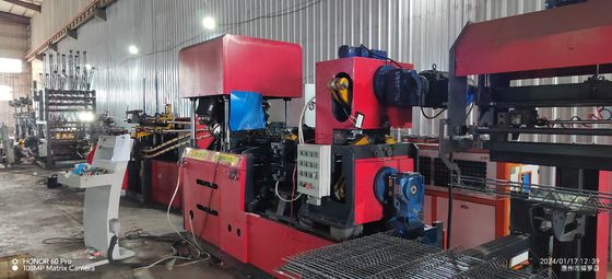 12-15m ওয়েল্ডিং গতি উচ্চ নির্ভুলতা সঙ্গে ট্রাস ওয়েল্ডিং মেশিন